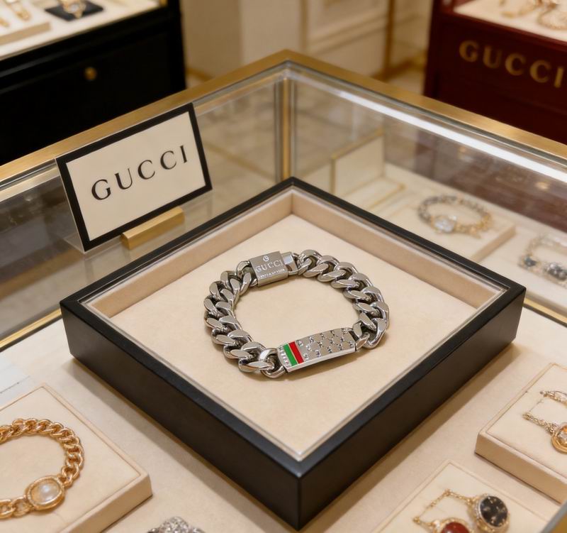 Gucci Bracelet 06yxs36